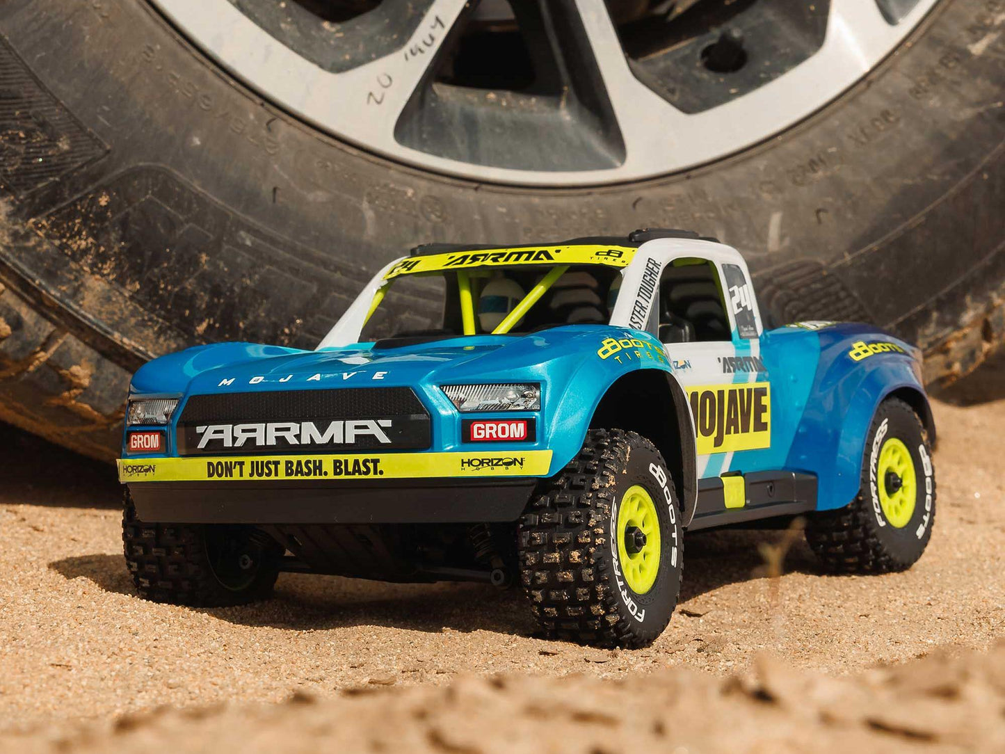 Mojave GROM 4wd Desert Truck 1/18 RTR Mega w/Lipo Batt/USB Chg