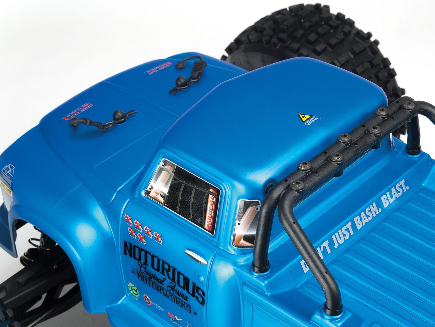 Notorious 6s 4WD BLX 1/8 RTR