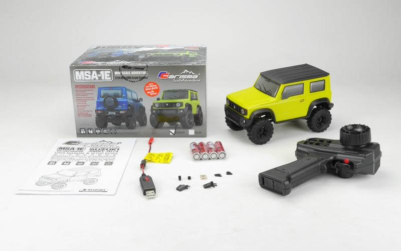 Carisma Suzuki Jimny JB74 Gen2 1/24 Yellow