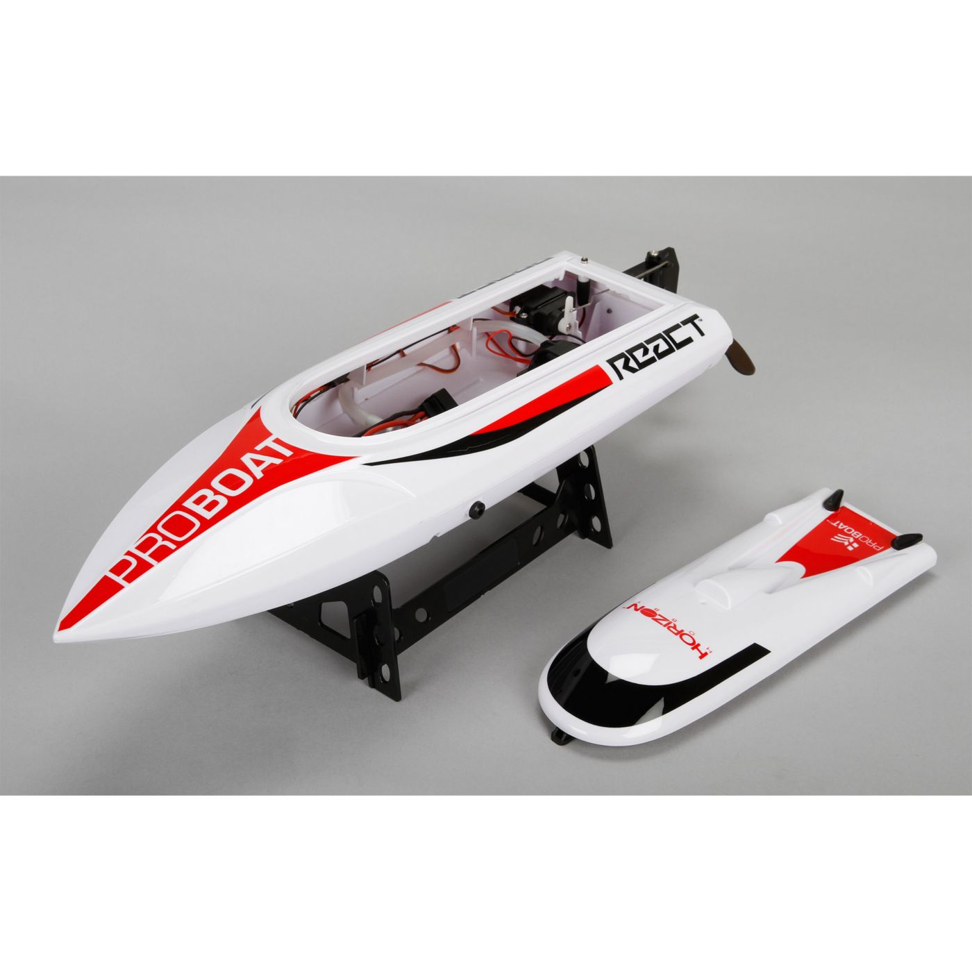 React 17-inch Self-Righting Deep-V Brushed RTR