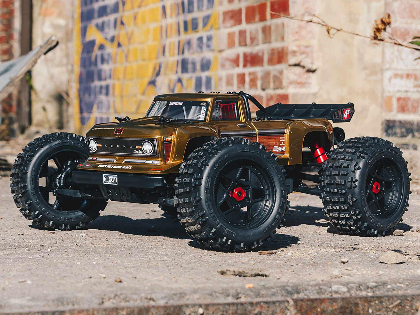 Outcast 1/10 4X4 4S V2 BLX Stunt Truck