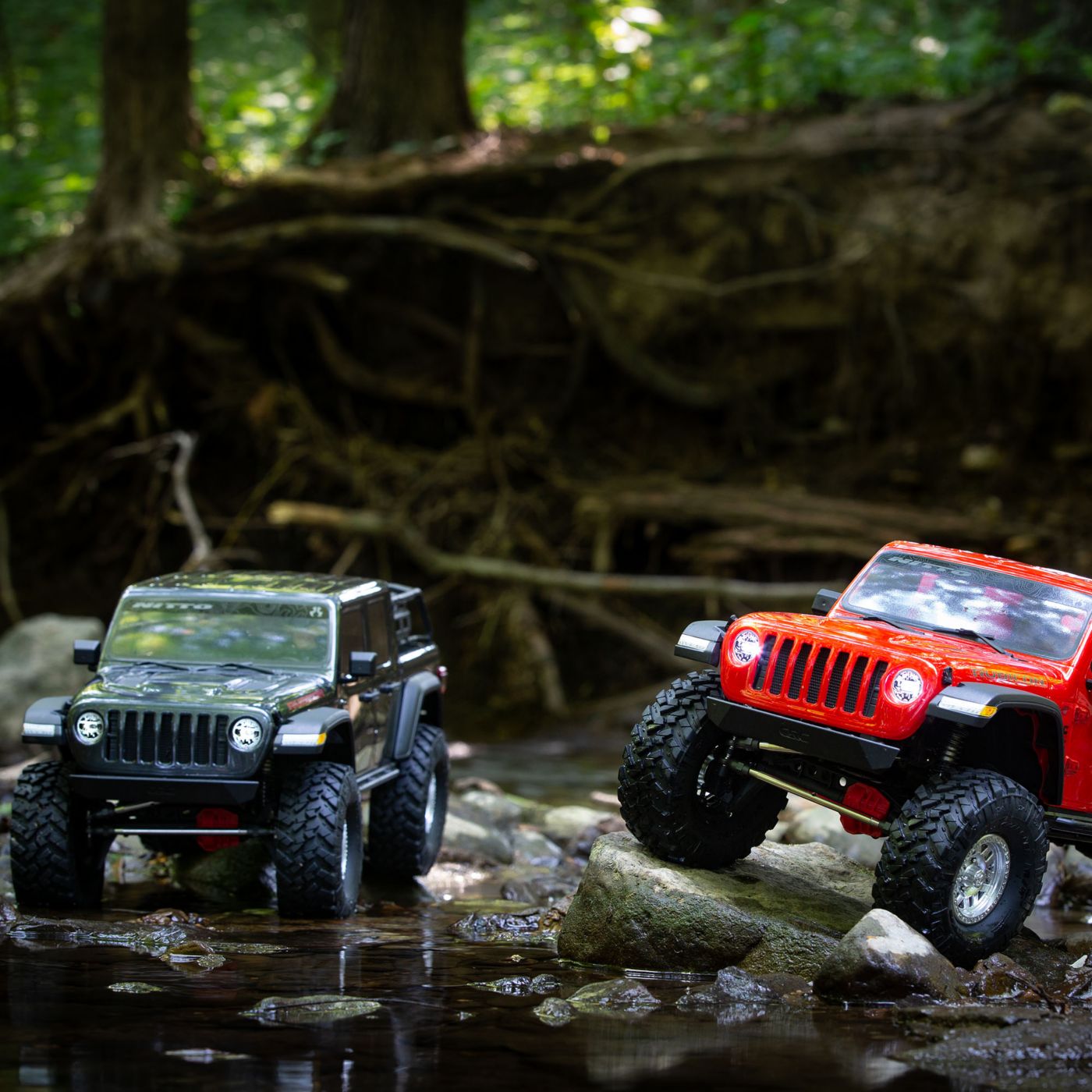 SCX10 III Jeep JT Gladiator 4WD RTR With Portals Grey