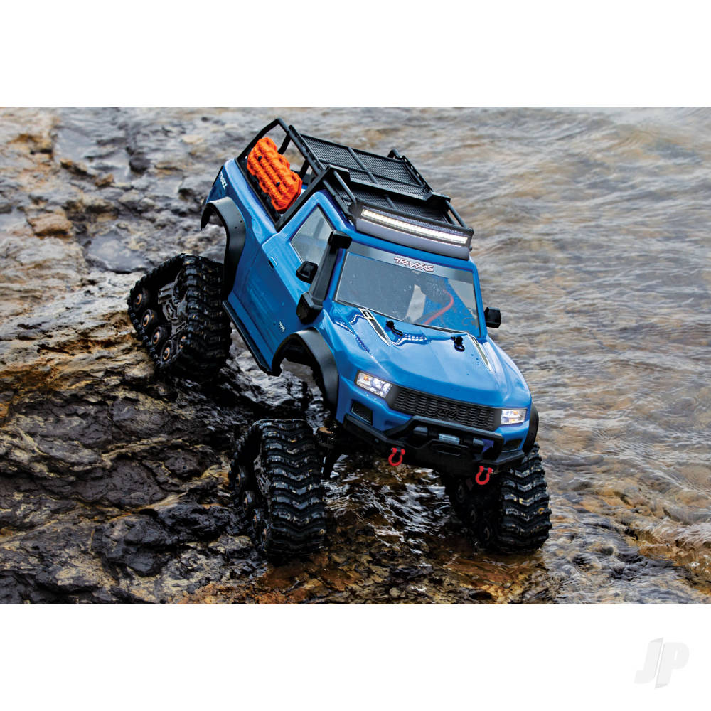 Blue TRX-4 Sport 1:10 4X4 Electric All-Terrain Traxx Crawler