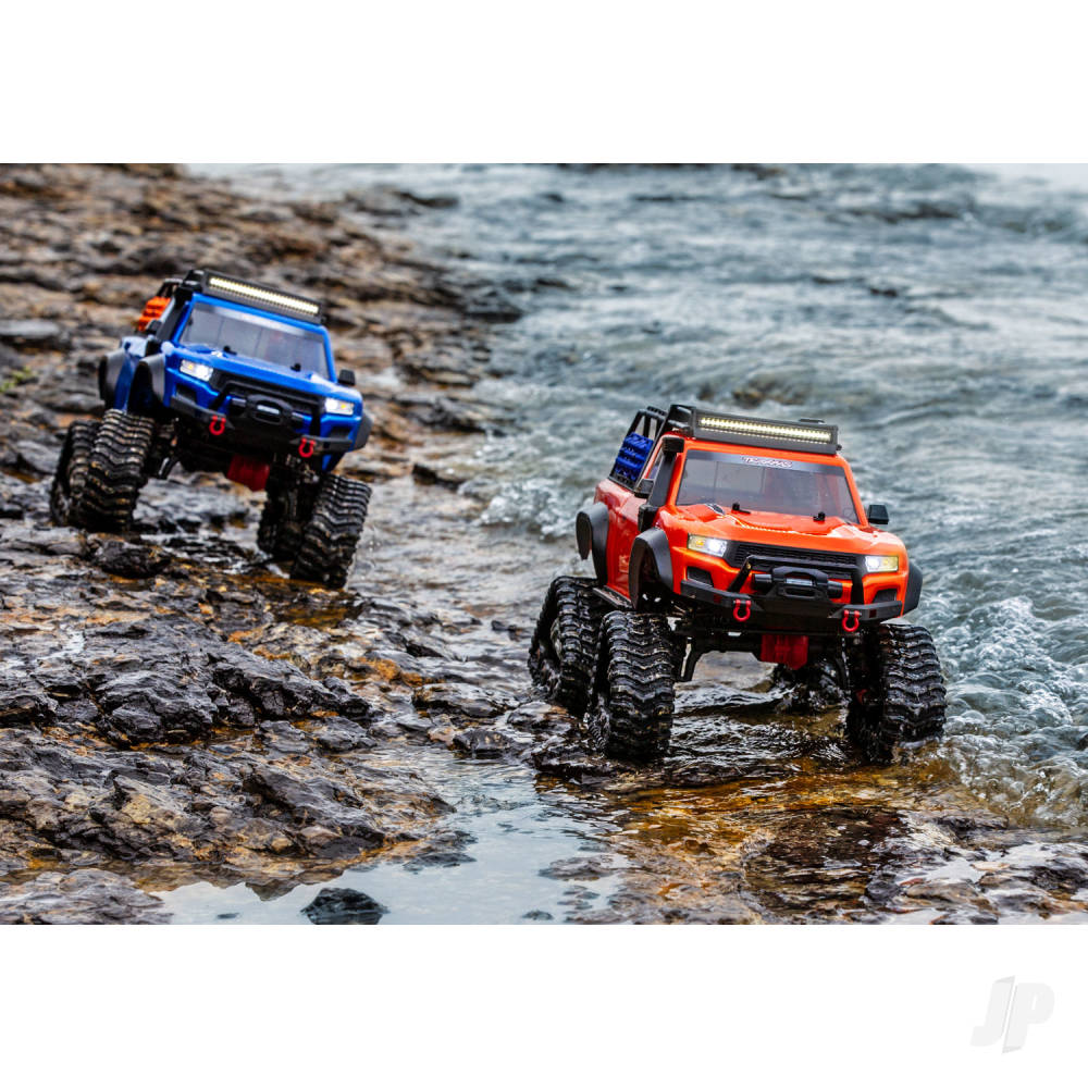 Blue TRX-4 Sport 1:10 4X4 Electric All-Terrain Traxx Crawler